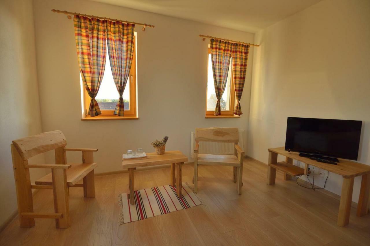 Bio Farma & Penzion Zlaty Hyl Novacany Extérieur photo